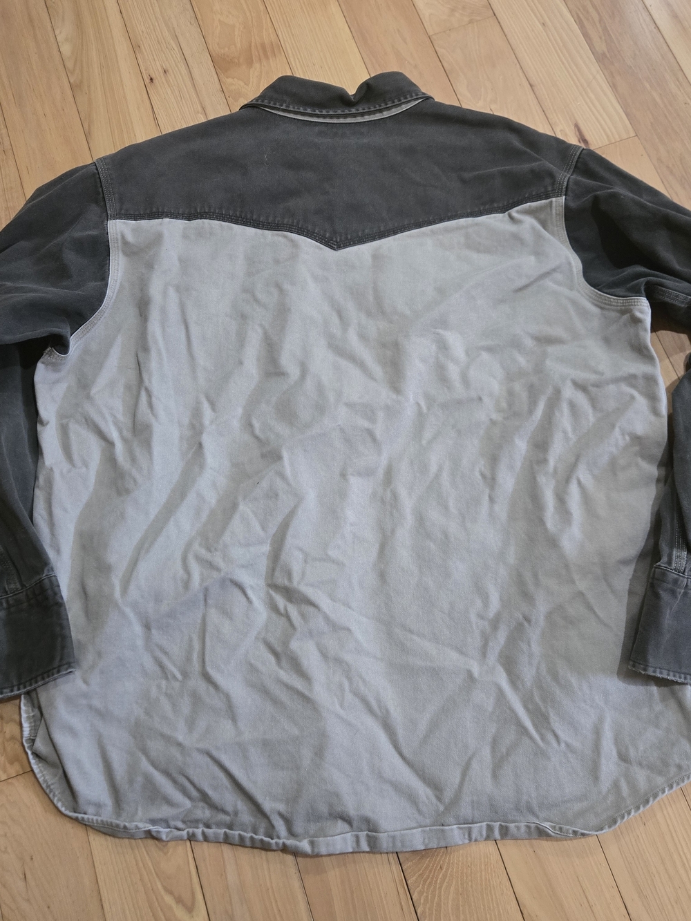 Vintage Carhartt Ironwood Two-Tone Western Snap Work Shirt - Picture 9 of 10
